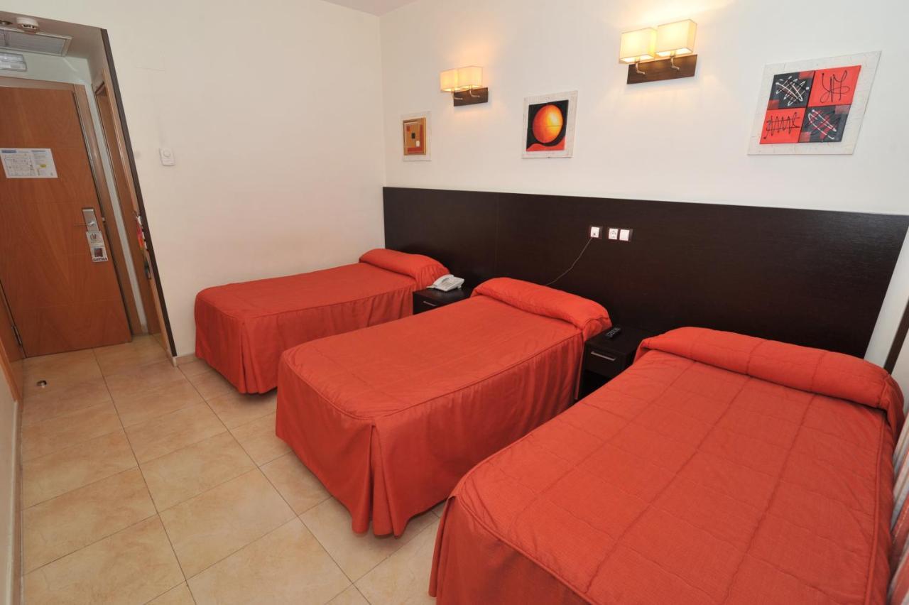 Hostal Goyma III San Fernando De Henares Zewnętrze zdjęcie