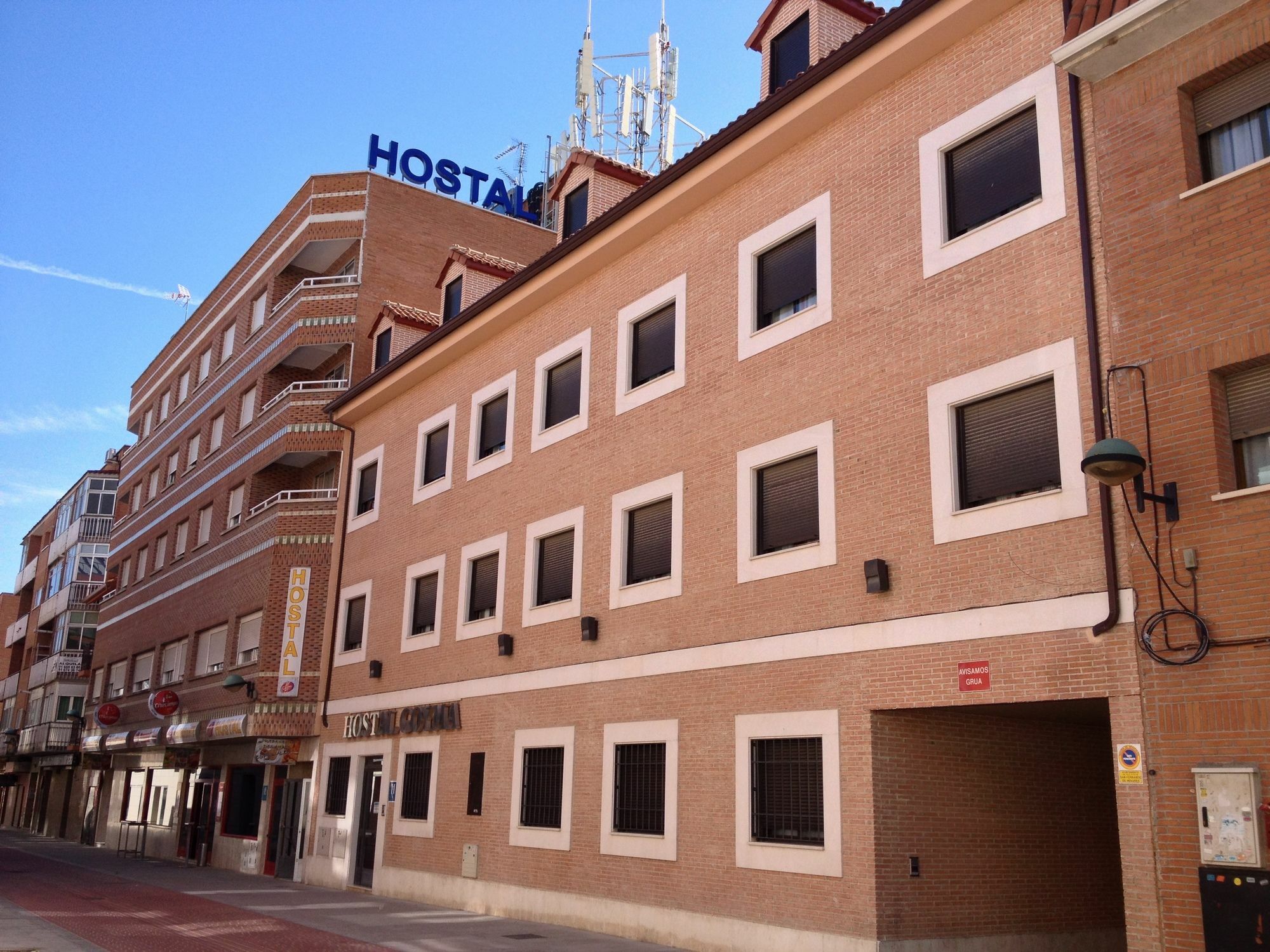 Hostal Goyma III San Fernando De Henares Zewnętrze zdjęcie