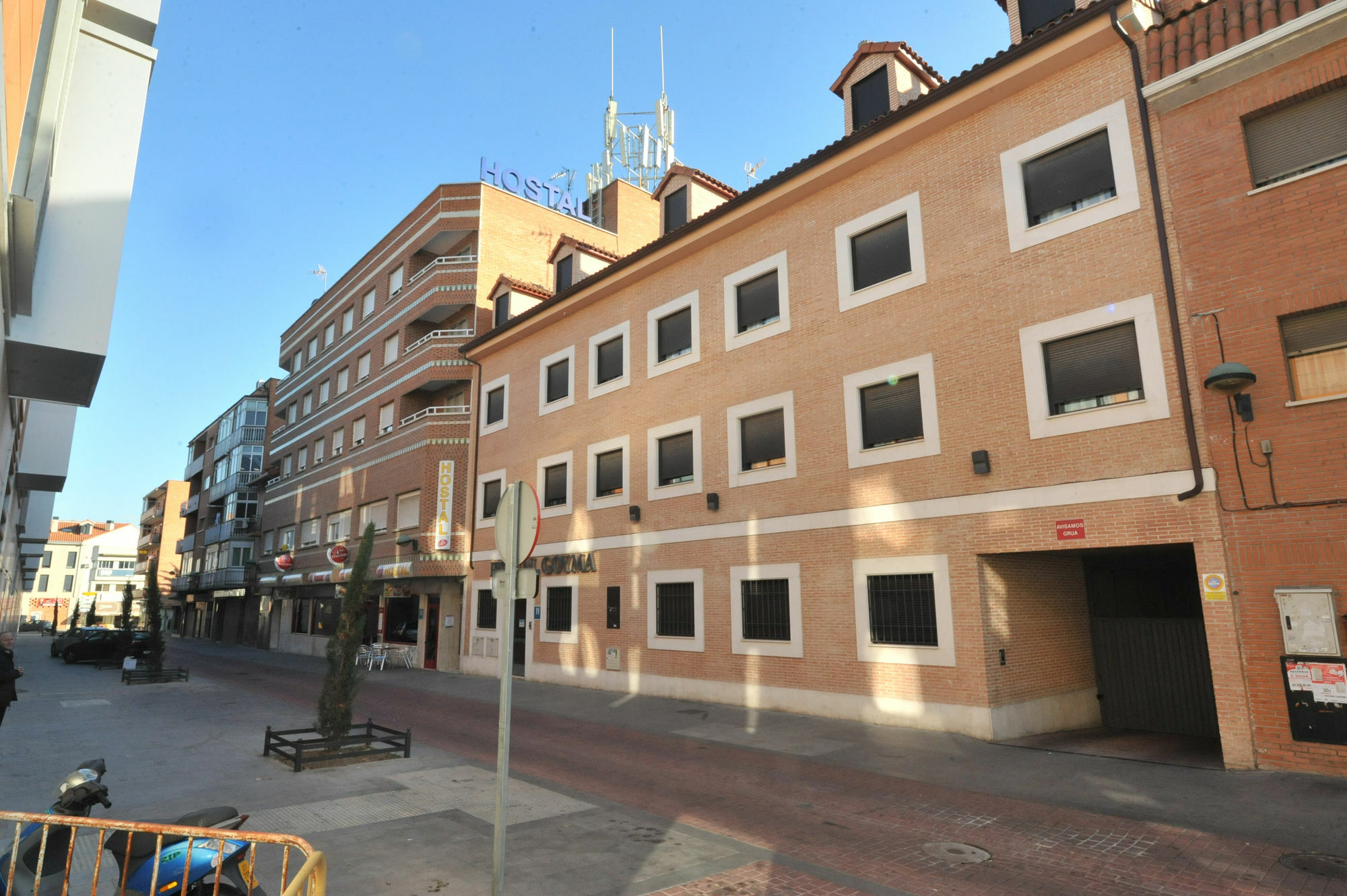 Hostal Goyma III San Fernando De Henares Zewnętrze zdjęcie
