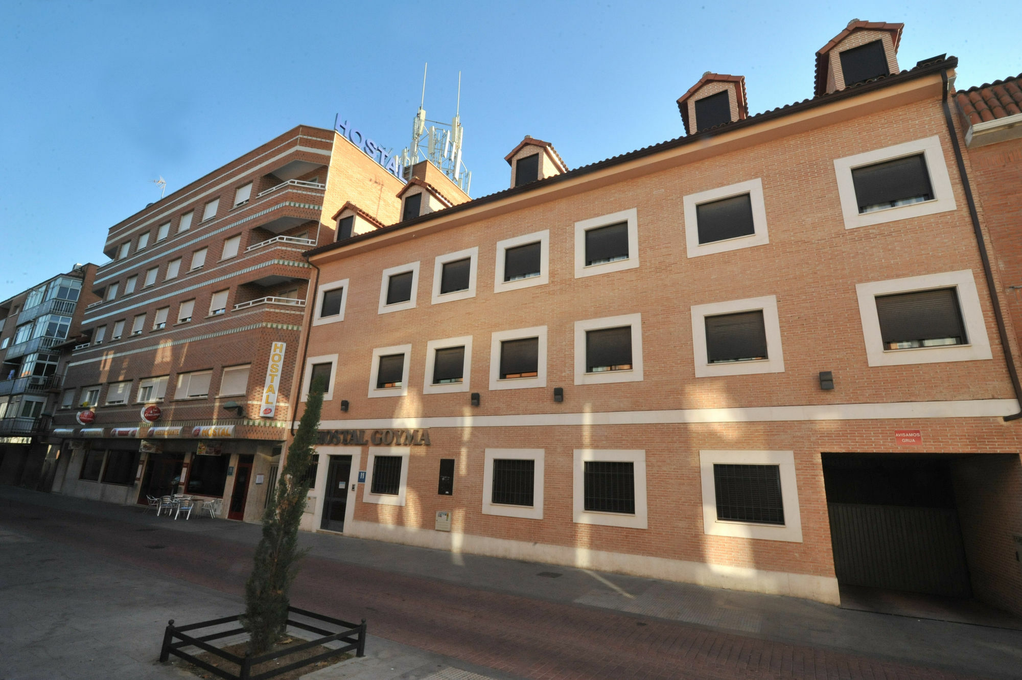 Hostal Goyma III San Fernando De Henares Zewnętrze zdjęcie