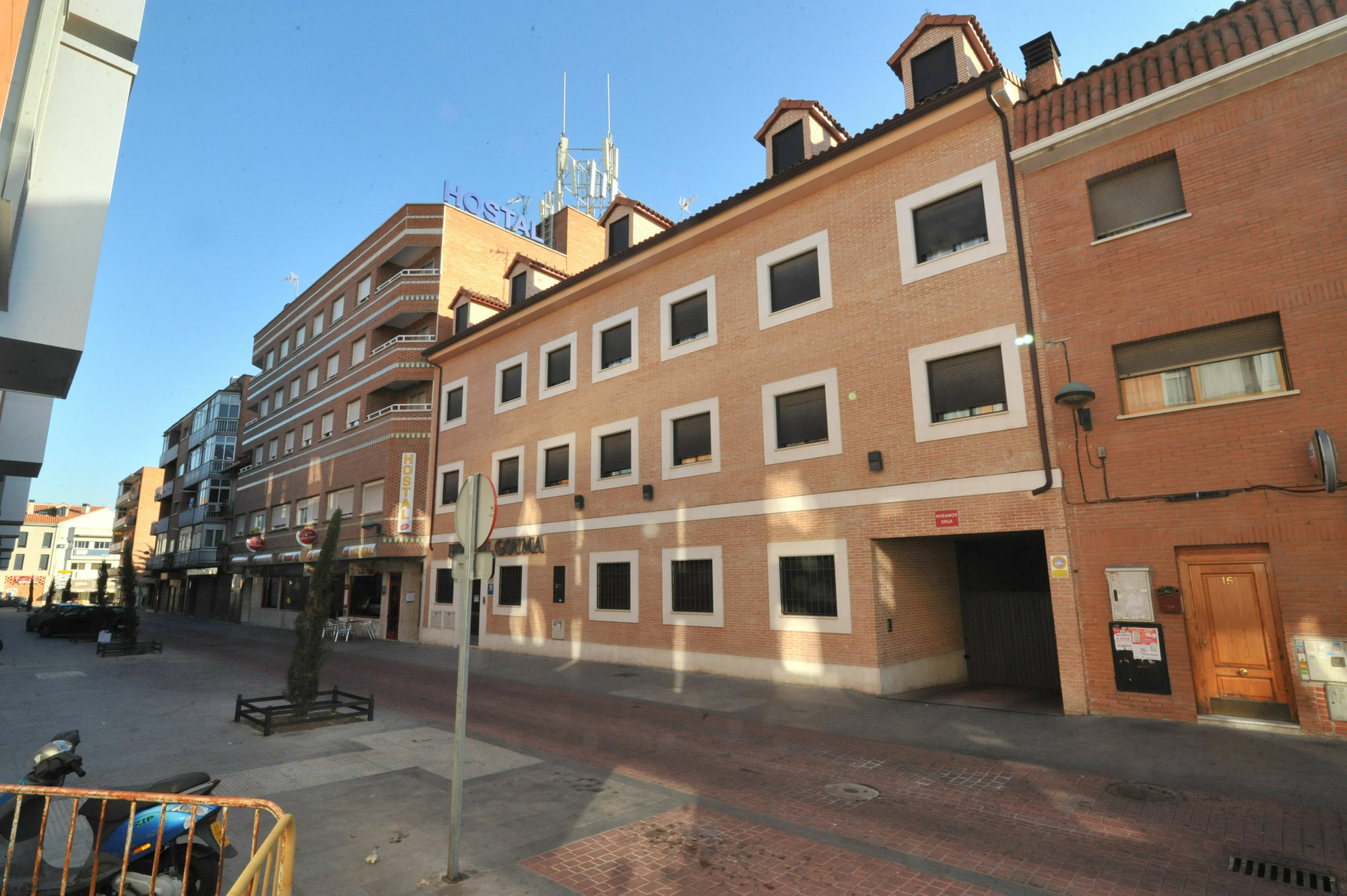 Hostal Goyma III San Fernando De Henares Zewnętrze zdjęcie